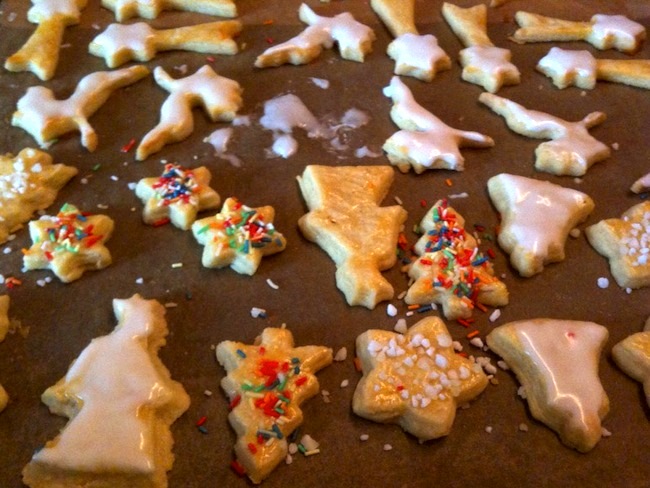 Decorate the buttery cookies as colorful as you like